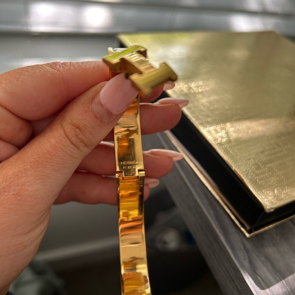 Hermes clic H bracelet - Picture 3 of 4